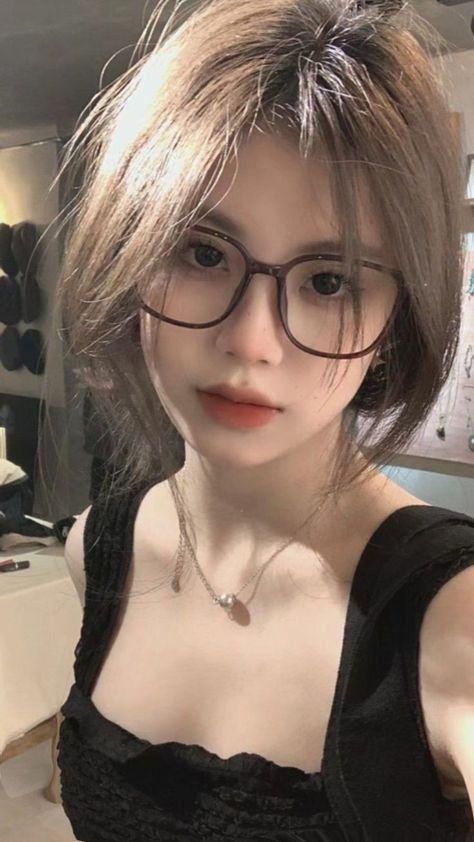 小早川伶子